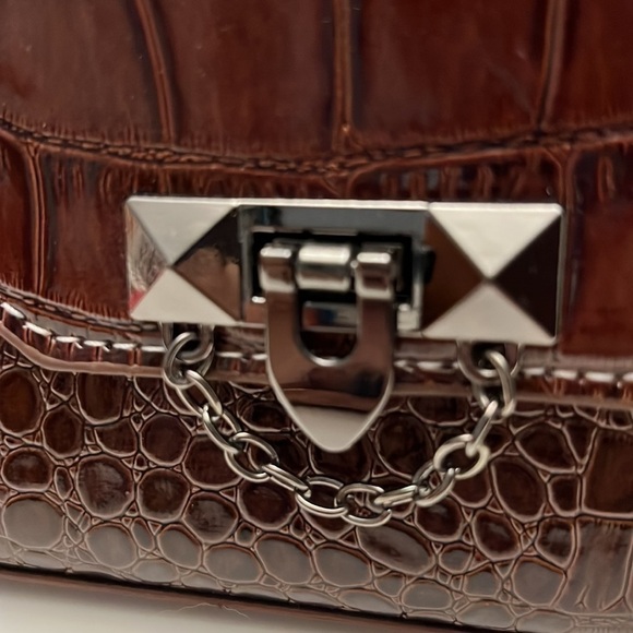 Vegan Alligator Stud and Chain Closure Mini Purse Handbag - Picture 2 of 9